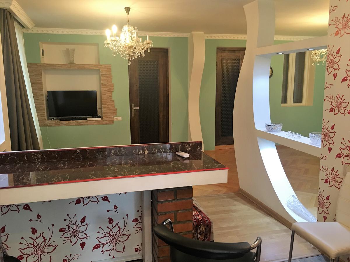 Modern Guest House ティビリシ エクステリア 写真