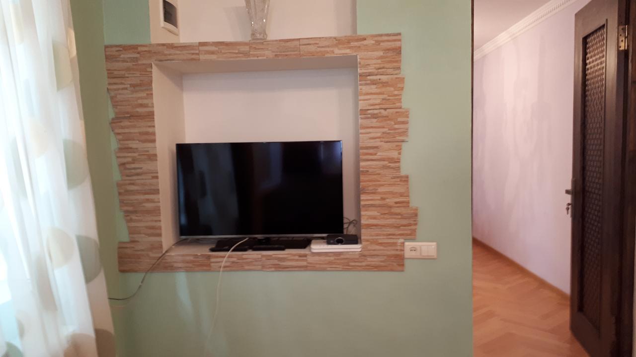 Modern Guest House ティビリシ エクステリア 写真